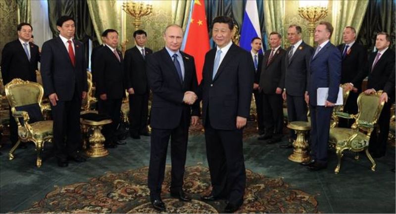 Putin, Cinping ile görüştü: Avrasya Ekonomik Birliği, İpek Yolu`yla birleşiyor