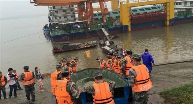 Çin`de gemi faciası: 400`den fazla yolcu kayıp