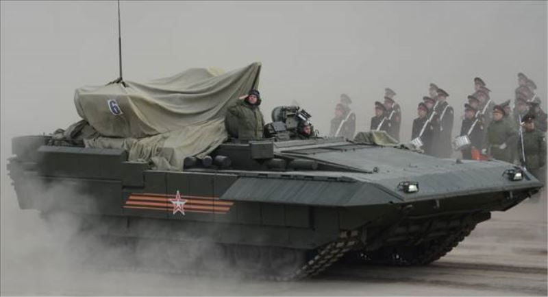 `Armata tankları, geleceğin savaşları için robota dönüşebilir`
