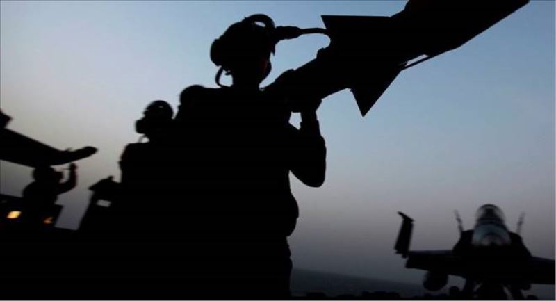 IŞİD militanı `selfie` paylaştı, ABD havaya uçurdu