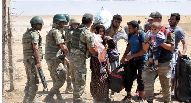 Çatışmalar arttı, Türkiye`ye sığınan Suriyelilerin sayısı 4 bini geçti