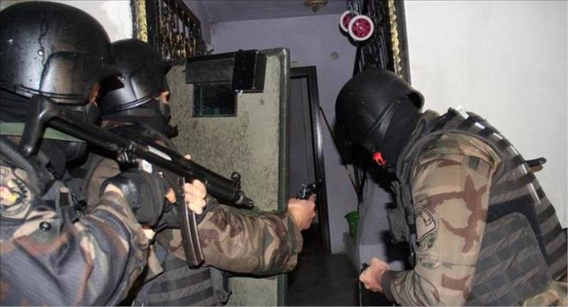 İstanbul`da PKK operasyonu: 17 gözaltı