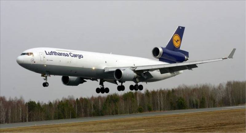 `Ruslar yaptırımlara tepki olarak Lufthansa ile uçmak istemiyor`
