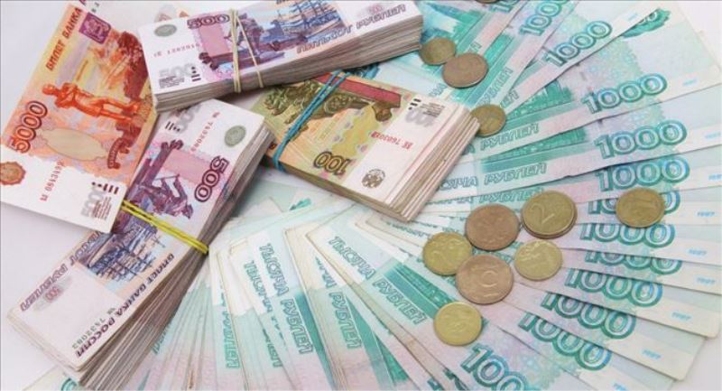 Çin, Rusya ile ticarette dolar yerine ruble kullanmaya başladı