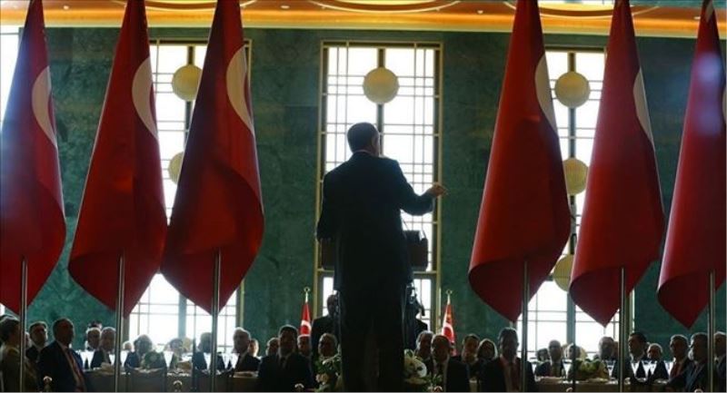 Erdoğan: ABD Büyükelçisi, Chomsky´i davet etsin