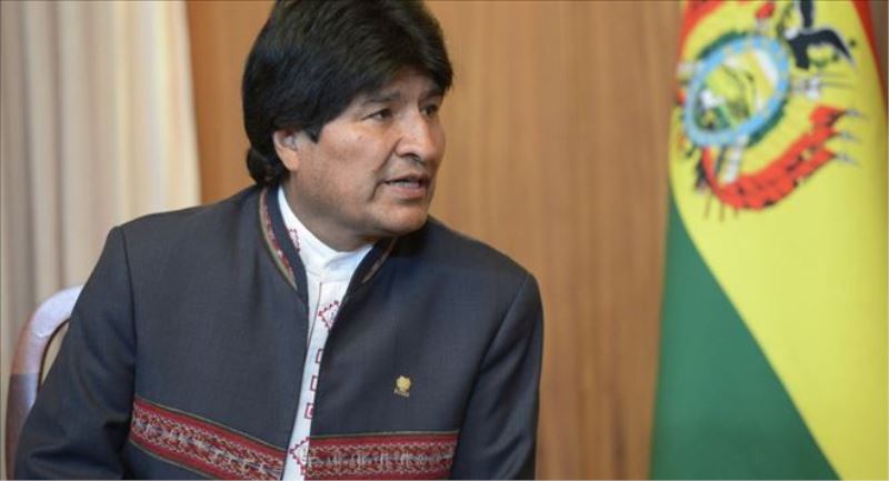 Bolivya lideri, emperyalizme koka yaprağıyla kafa tutuyor