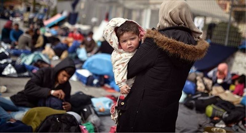İzmir´den Yunan adalarına geçmek isteyen 40 sığınmacı yakalandı  