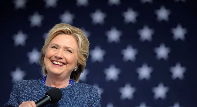 ABD Adalet Bakanlığı, Clinton soruşturmasını yeniden açan FBI´a çattı  