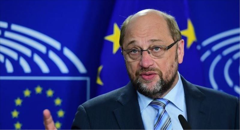 Schulz: Türkiye, Cumhuriyet´e operasyonla kırmızı çizgiyi aştı  