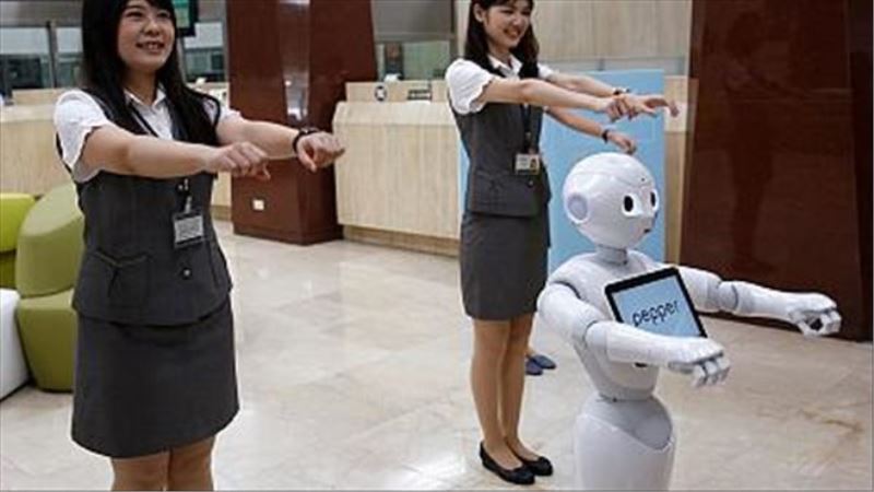 Hayaldi Gerçek Oldu: Japon Robot Tayvan´da Bankada Çalışmaya Başladı