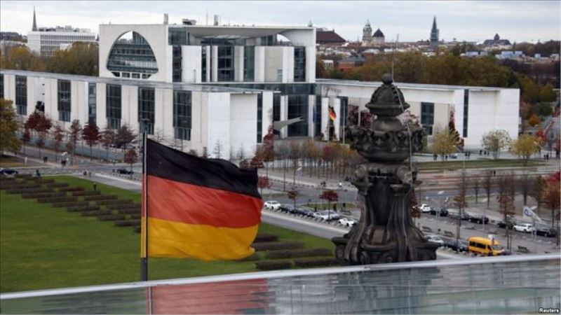 Almanya İki Önemli Seçime Hazırlanıyor