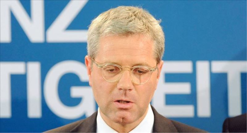 Alman politikacı Röttgen: Türkiye´nin Suriye´de Rusya´yla anlaşması Batı için diplomatik felaket olur  