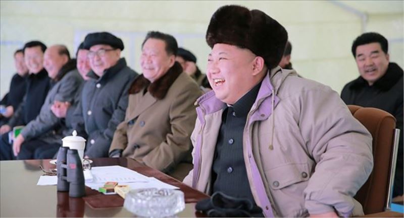 Kuzey Kore, Ban´ın ´hayallerini´ tiye aldı: İnsan maskeli bukalemun 