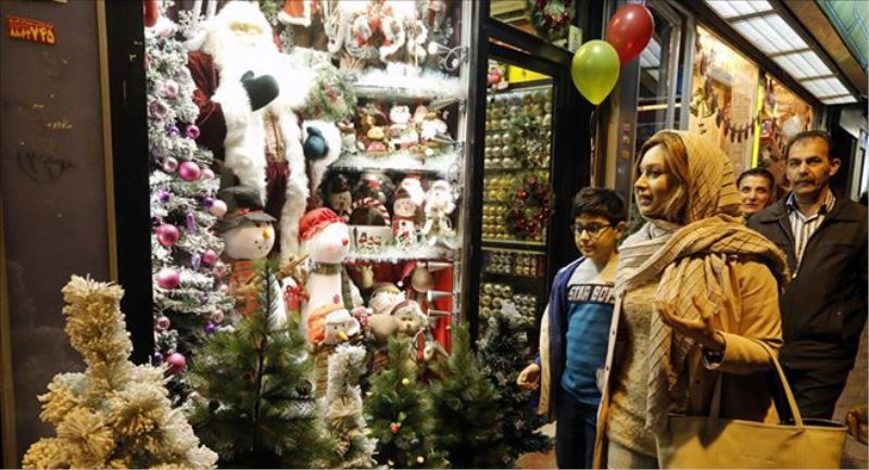 Noel Baba İran´da: Müslüman bir ülkeden Noel kutlamaları  