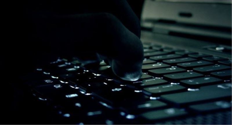 20 bin FBI çalışanının bilgileri internete sızdı 