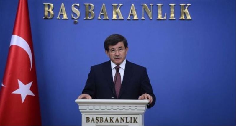 Poroşenko İle Davutoğlu,Üst Düzey Stratejik Konsey Toplantısı Hazırlıklarına Değindi 