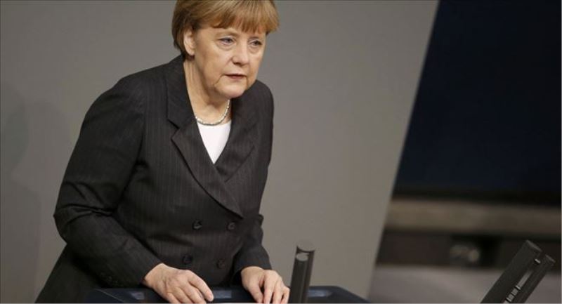 Merkel: Her ay 3 bin Iraklı ülkesine geri dönüyor