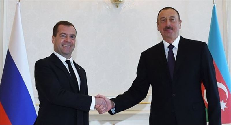 Medvedev: Karabağ´da normalleşme için üzerimize düşeni yapacağız