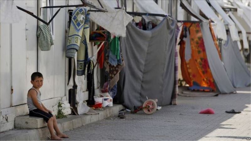 Milyonlarca Suriyeli Ülkeleri Dışında Yaşamaya Çalışıyor