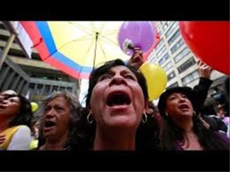 Kolombiyalılar sevinçten ağladı