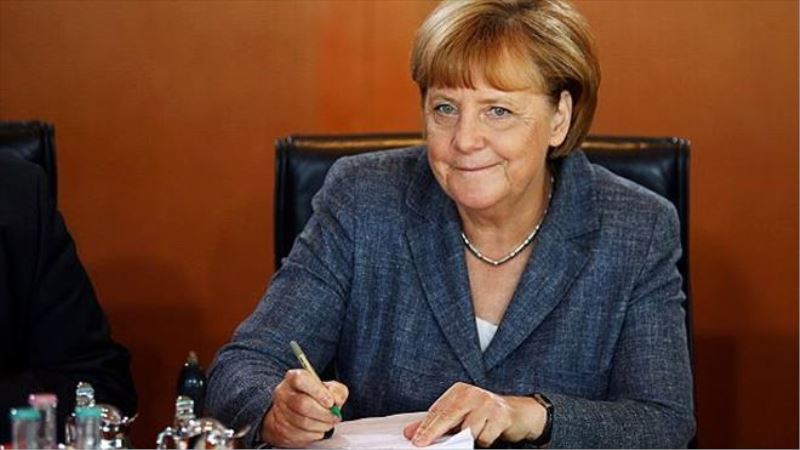 Merkel: ´Brexit atlatılabilir ancak çok çalışmalıyız´