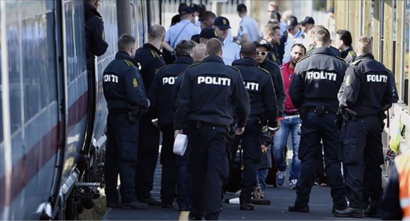 Danimarka, ülkeye sığınmacı kabulünü askıya aldı  