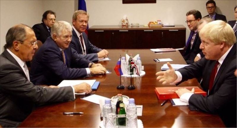 Lavrov ve Johnson, ilk görüşmelerinde Suriye krizini ele aldı  