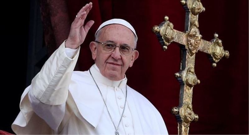 Papa Francis: Dualarım saldırıda ölenler ve Türk halkıyla  