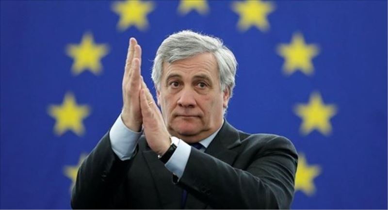 AP başkanlık seçimlerini Antonio Tajani kazandı  