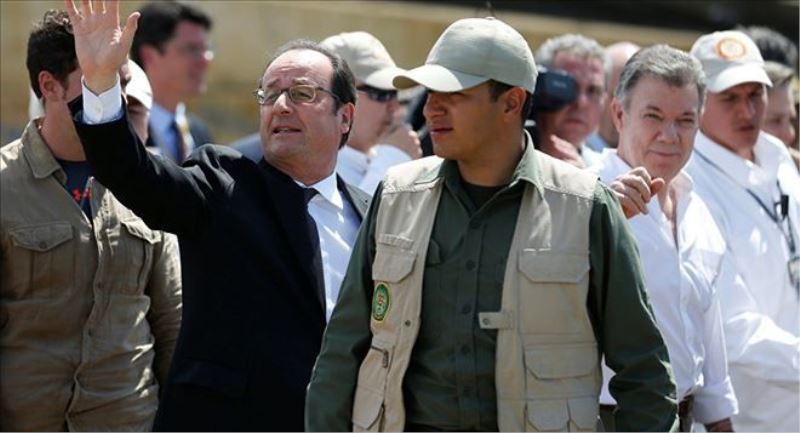 Hollande, FARC kampında