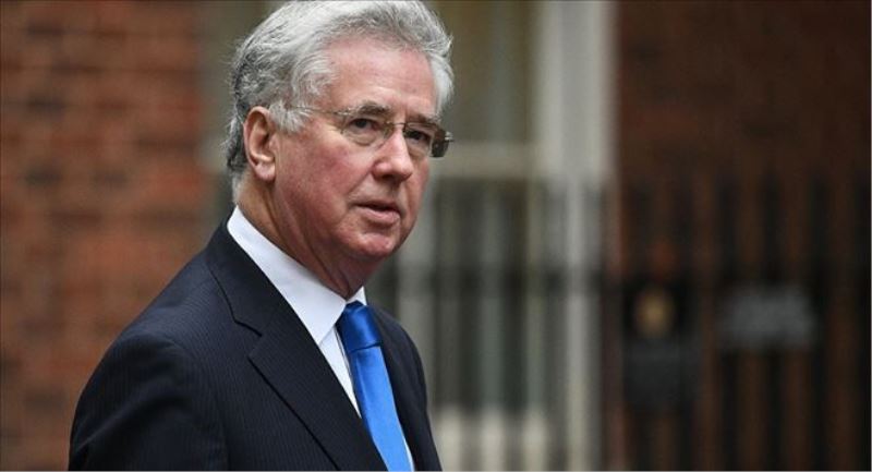 İngiltere Savunma Bakanı Fallon istifa etti