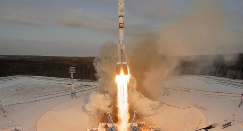 Rusya, yeni uzay üssünden ikinci füzesini fırlattı