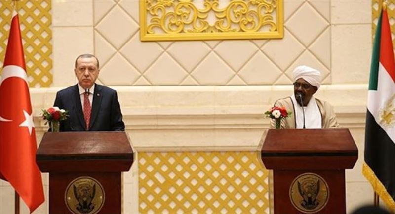 Sudan Devlet Başkanı Beşir: ABD uluslararası arenada yalnız kaldı