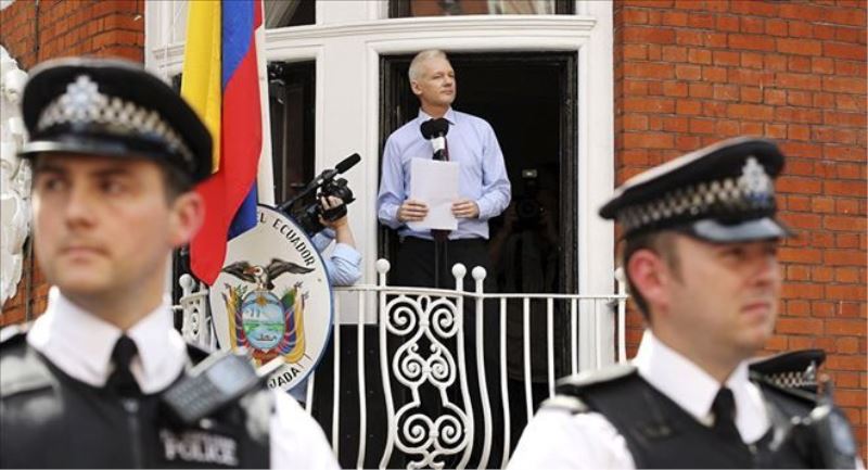 Ekvador başkan adayından Assange vaadi: 30 gün veririm