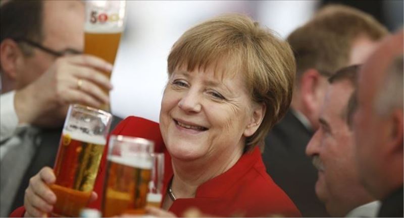 Wilders´in ‘adını anmayan´ Merkel: Demokrasi için güzel bir gün