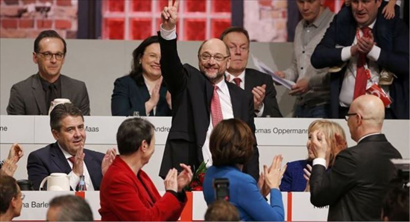 Almanya´da sosyal demokratların lideri Schulz oldu