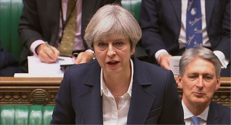 İngiltere Başbakanı May: Geri dönüşü olmayan tarihi bir an