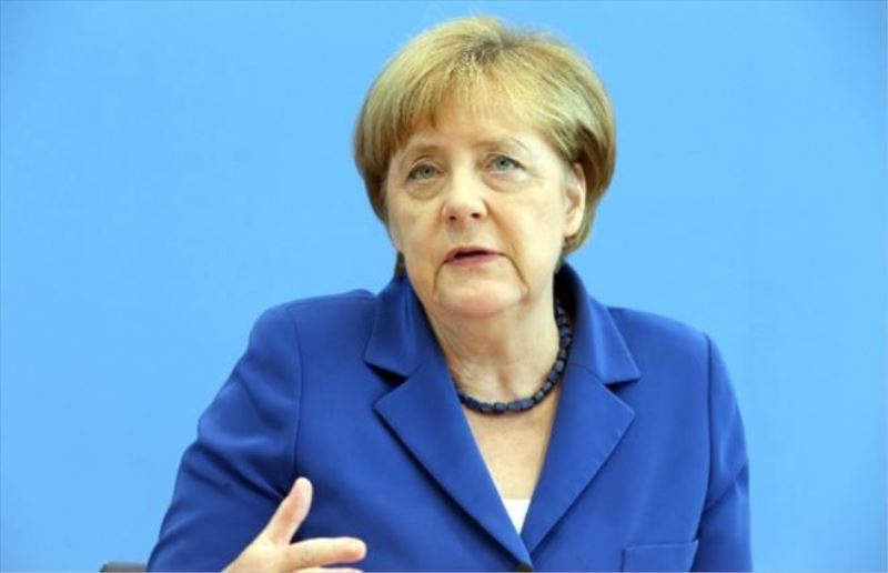 Almanya Başbakanı Merkel Mısır´da
