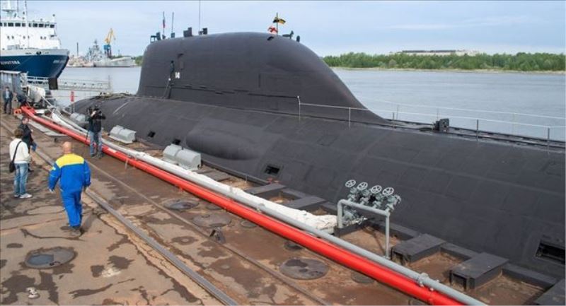 Rusya, yeni nesil nükleer denizaltısı Kazan´ı suya indirdi