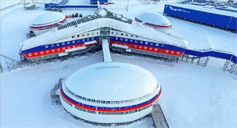 Rusya Savunma Bakanlığı´ndan bir ilk: ‘Arktik Yoncası´na yolculuk