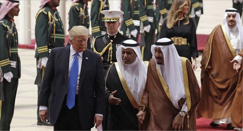 Trump, ilk yurt dışı seyahatini Suudi Arabistan´a yaptı