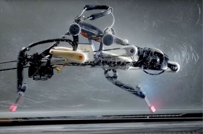 ´Eliptik Koşucu´ İki Ayaklı Robot Deviniminin Sınırlarını Zorluyor