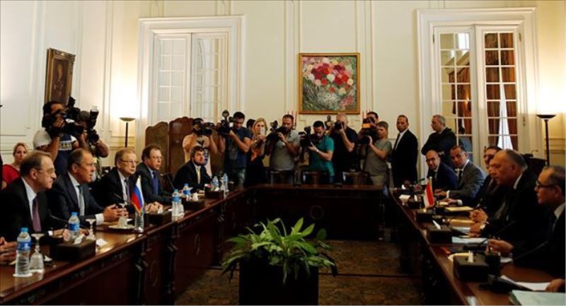 Rusya ve Mısır dışişleri bakanları, terörle mücadeleyi görüştü