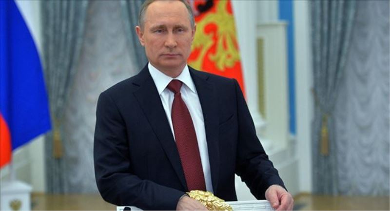 Putin: 9 Mayıs, babalarımızın ve dedelerimizin gösterdiği benzersiz kahramanlığın simgesi