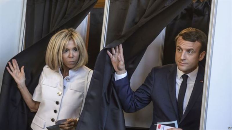 Fransız Parlamentosunda Macron Damgası