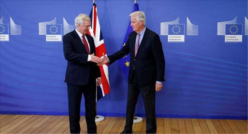 İngiltere ve AB arasındaki Brexit müzakereleri başladı