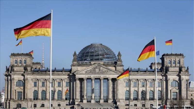 Almanya Radikalizmle Mücadele Konusunda Önlemlerini Arttırıyor
