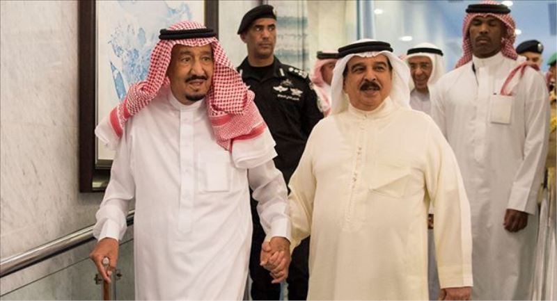 Bahreyn Kralı El Halife, Katar krizi için Mısır´da