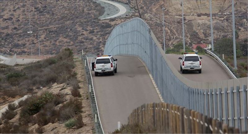 Trump: Sınırın tamamına duvar örmeye gerek yok