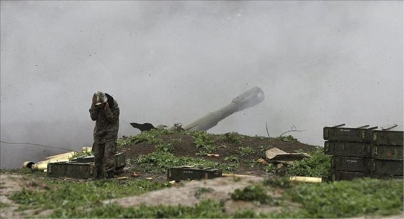 Azerbaycan: Ermenistan ordusu köylerimizi bombalıyor, ölüler var